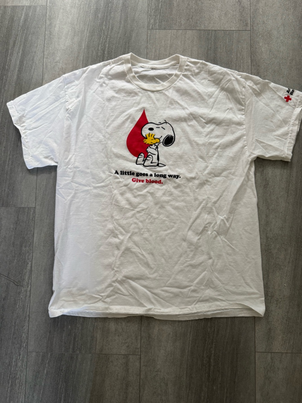 Snoopy x red cross tee